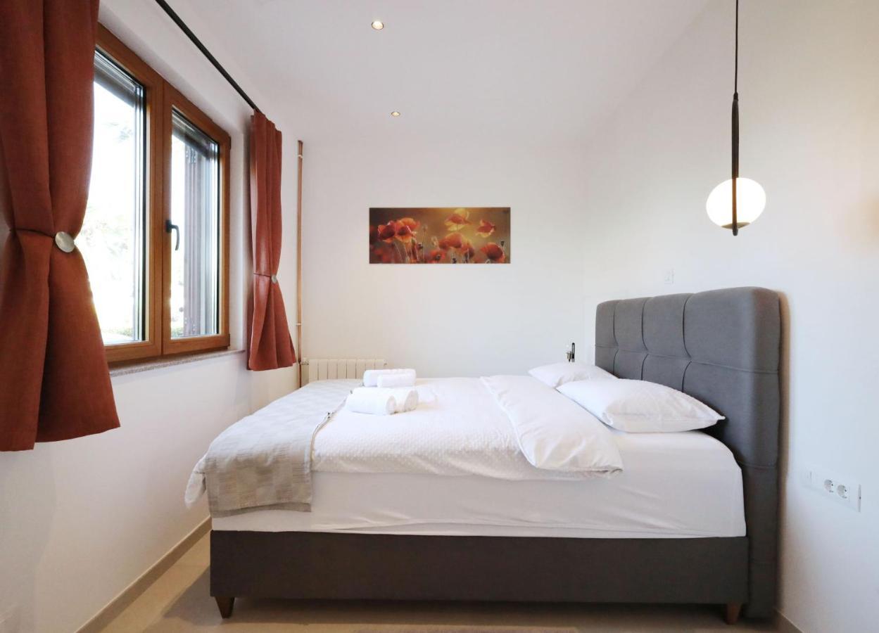 Apartments Maestral Медулин Екстер'єр фото
